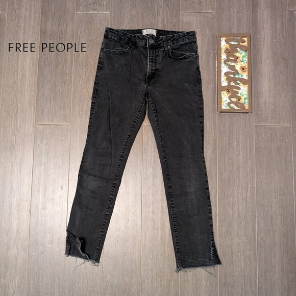 Free People We the Free, Skinny Ankle Jeans, Black, Split Raw Hem, Size 27 - Picture 1 of 12